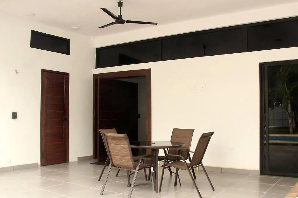 Casa Honey 4 Bedroom Oasis With Pool! Bacalar 0*,